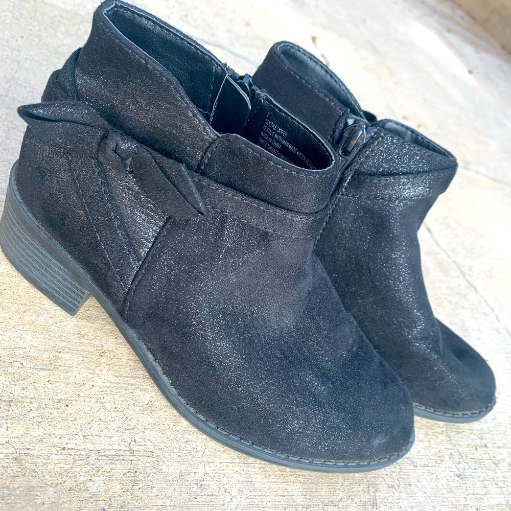 Cat and Jack ankle boots for girls
